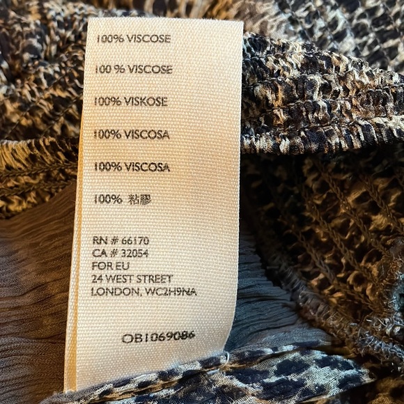 Free People Roma Smocked Sheer Reptile Print Blouse🖤 - Picture 12 of 12